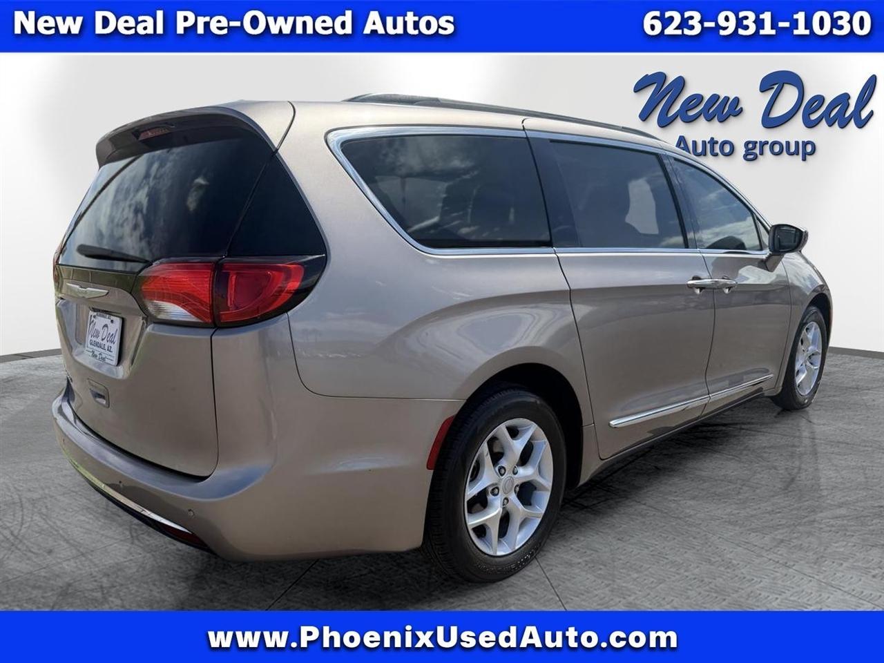Chrysler Pacifica Touring-L 2017
