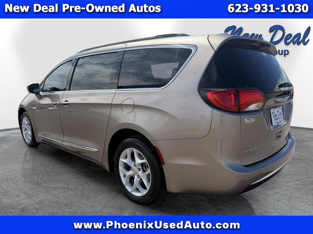 Chrysler Pacifica Touring-L 2017