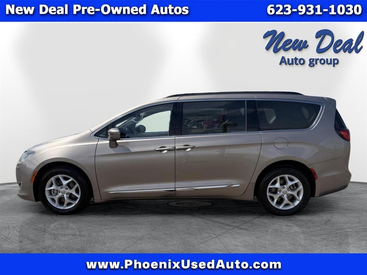 Chrysler Pacifica Touring-L 2017