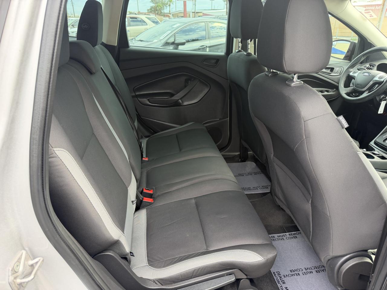 Ford Escape S FWD 2014