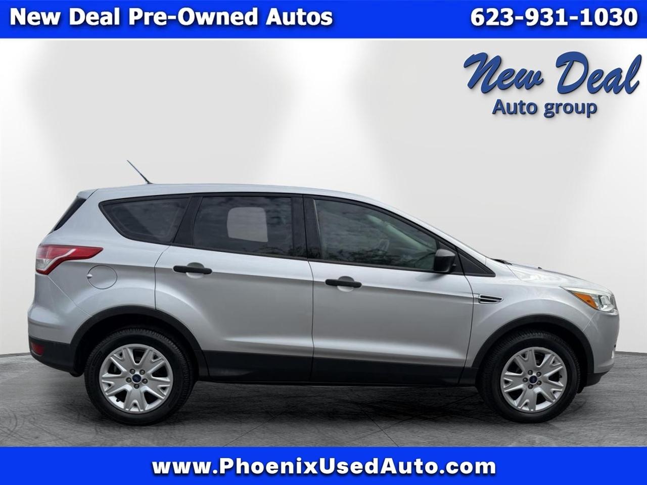 Ford Escape S FWD 2014
