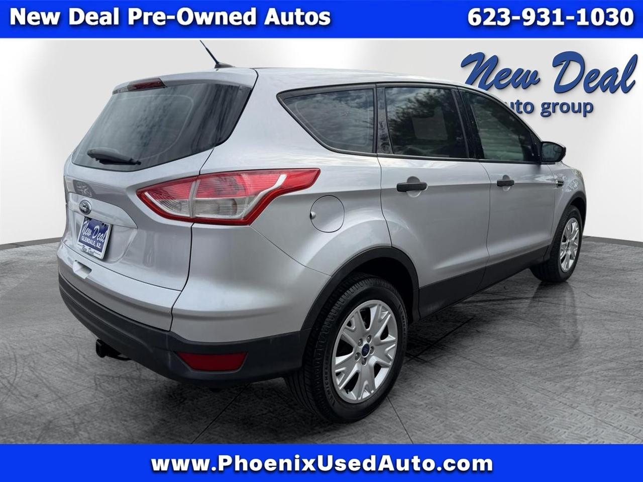Ford Escape S FWD 2014