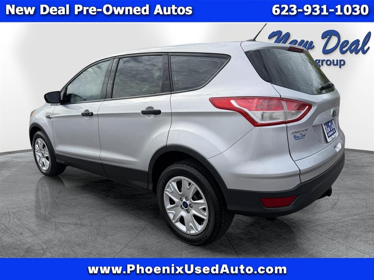 Ford Escape S FWD 2014