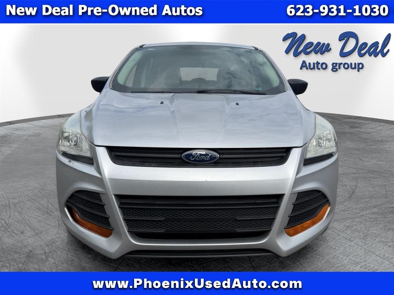 Ford Escape S FWD 2014