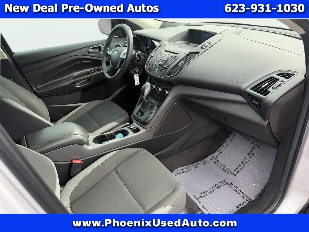 Ford Escape S FWD 2014