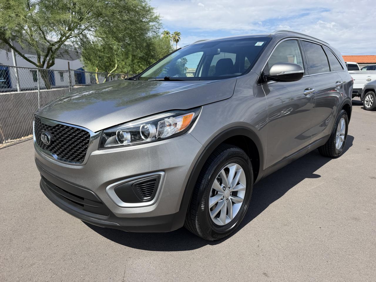 Kia Sorento L 2WD 2017
