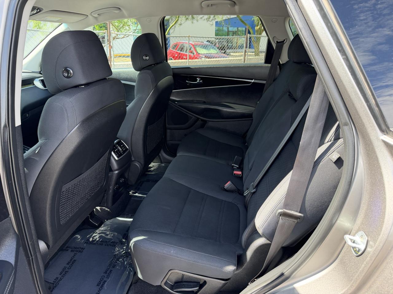 Kia Sorento L 2WD 2017