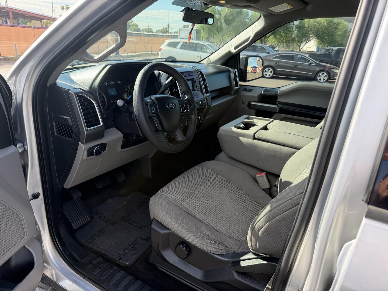 Ford F-150 2WD SuperCrew 139" XL 2015