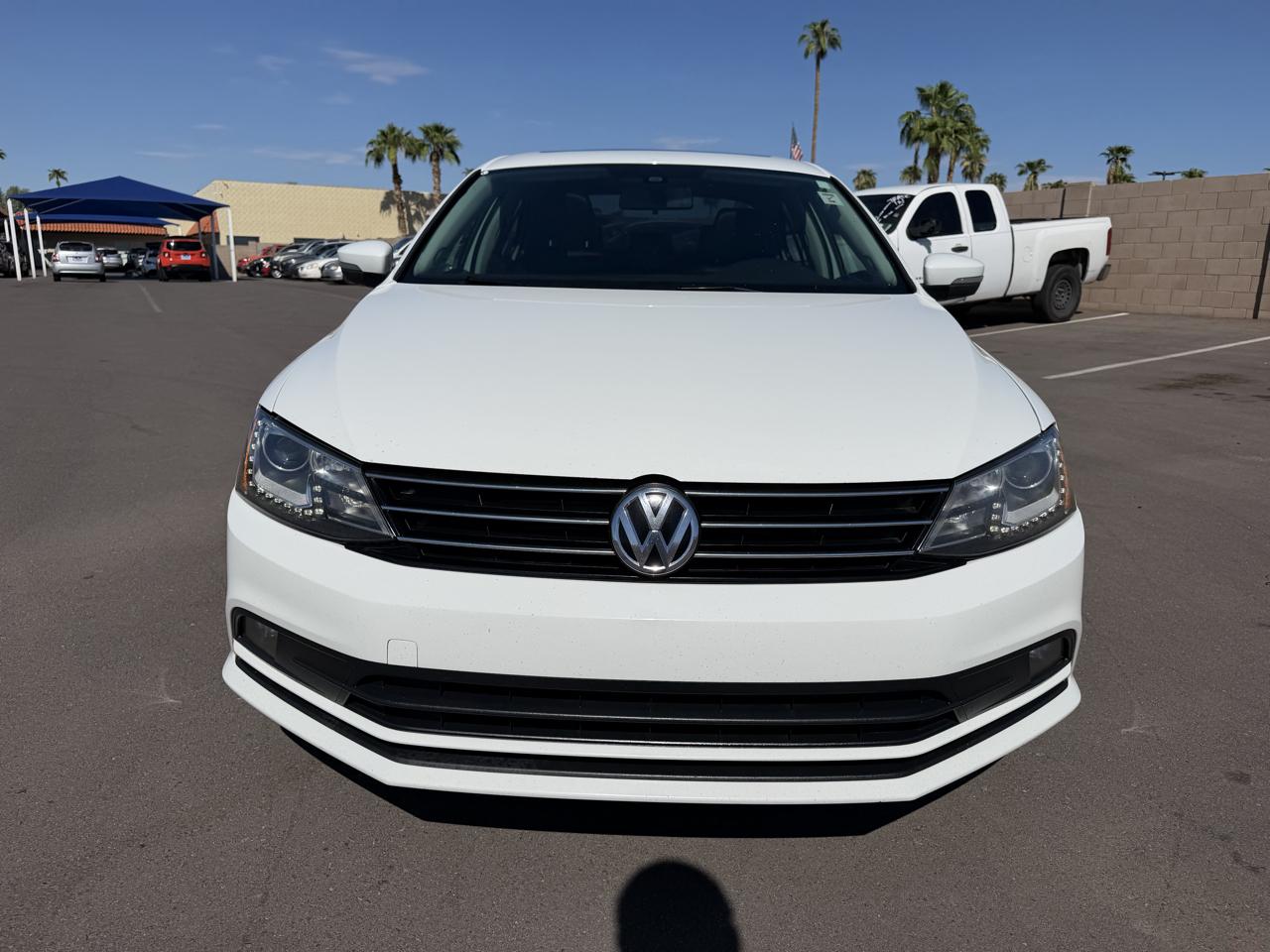 Volkswagen Jetta SEL 6A 2016
