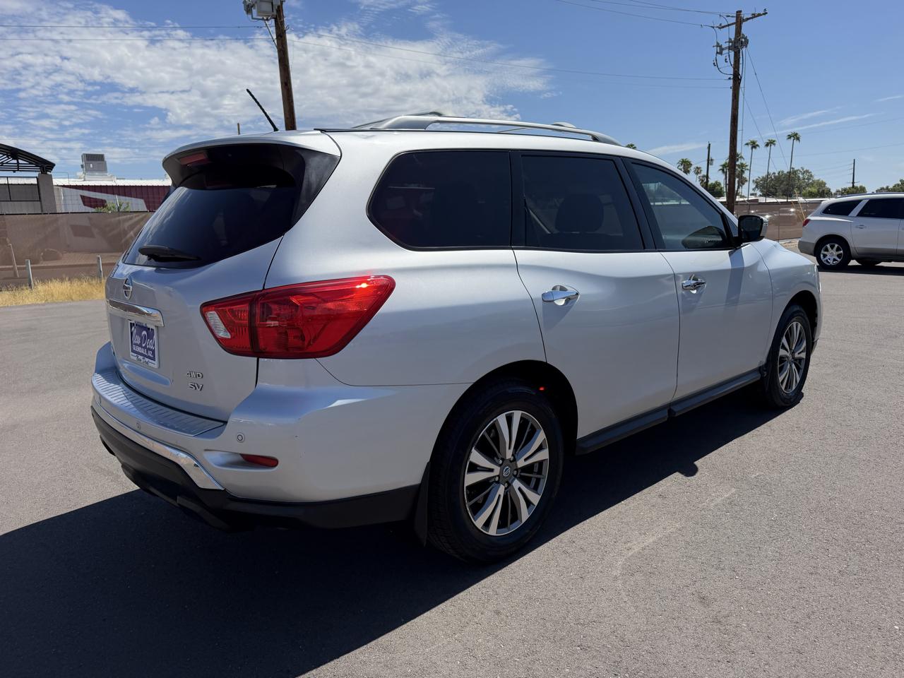 Nissan Pathfinder Platinum 4WD 2017