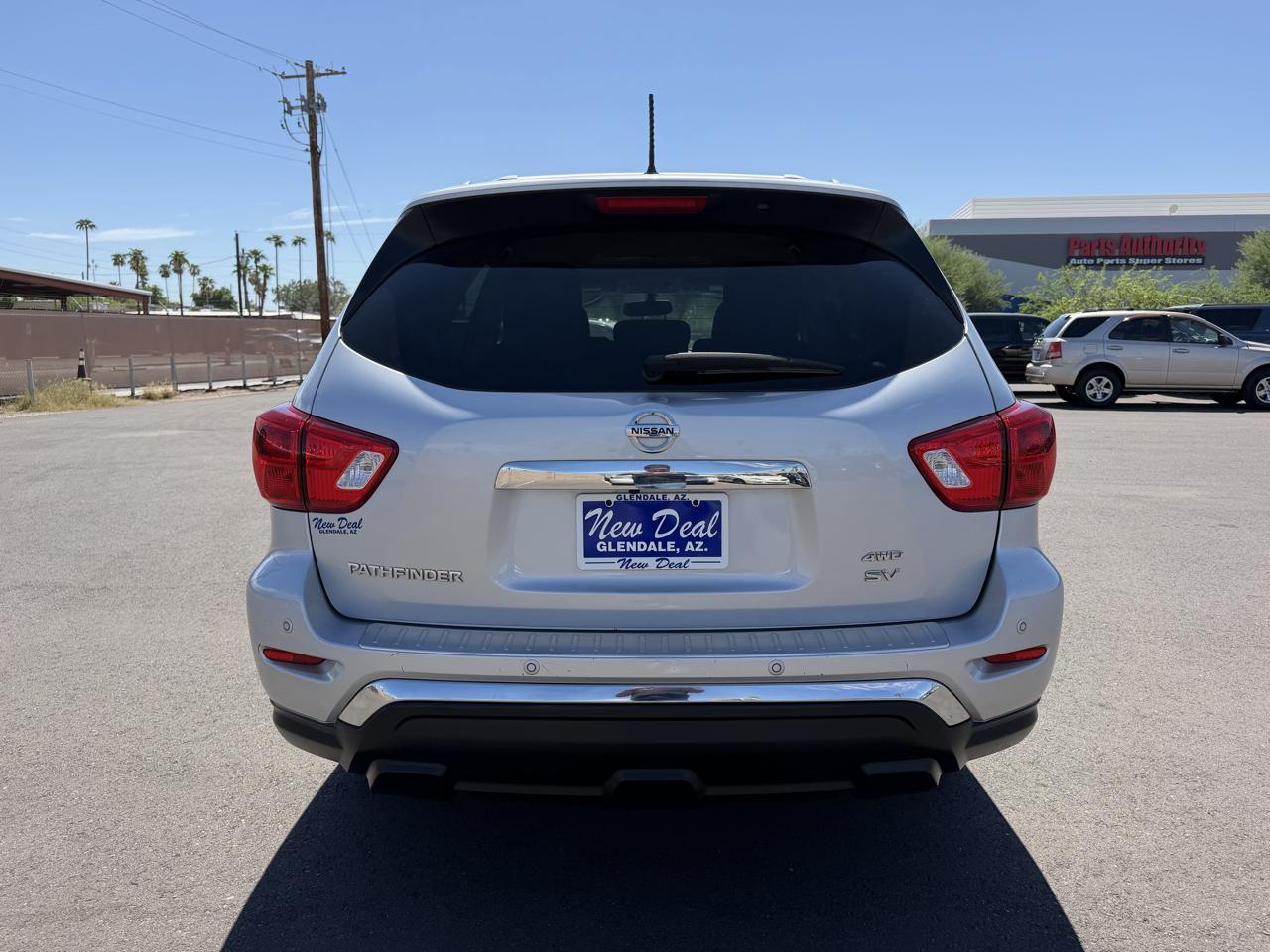 Nissan Pathfinder Platinum 4WD 2017