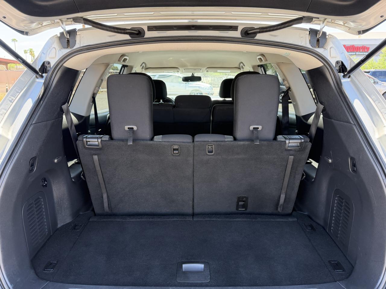 Nissan Pathfinder Platinum 4WD 2017