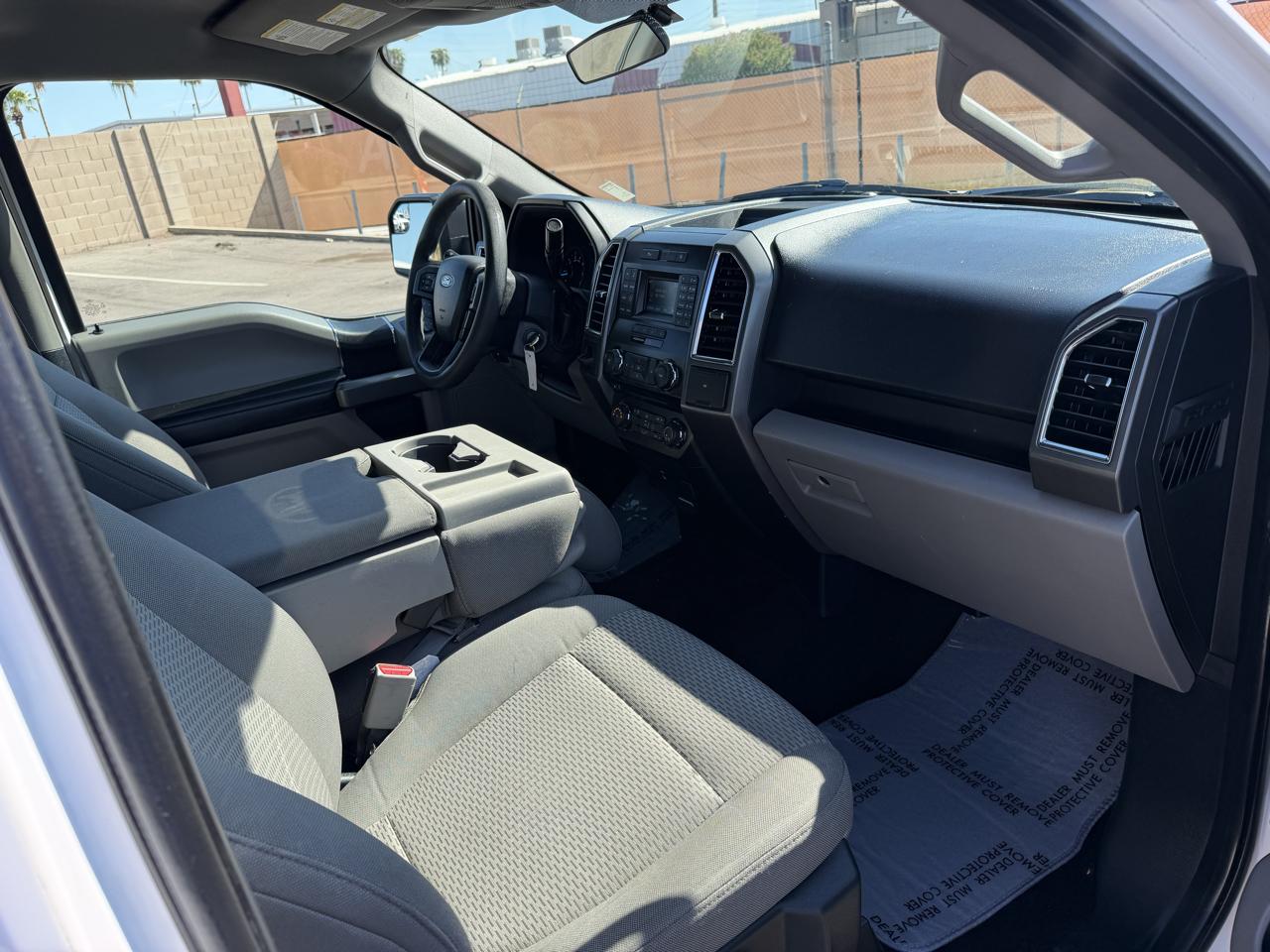 Ford F-150 2WD SuperCrew 139" XL 2016