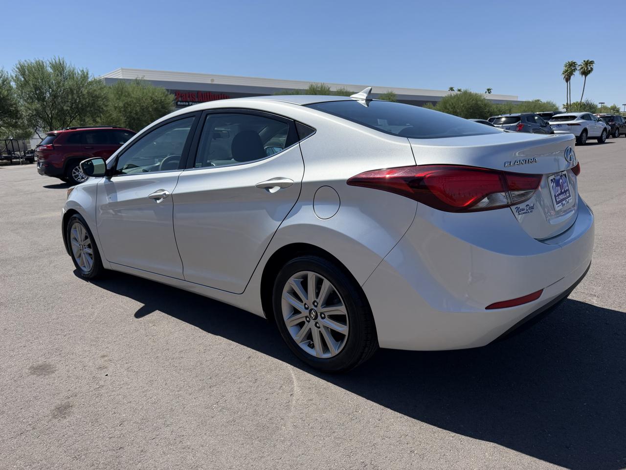 Hyundai Elantra SE 6AT 2015