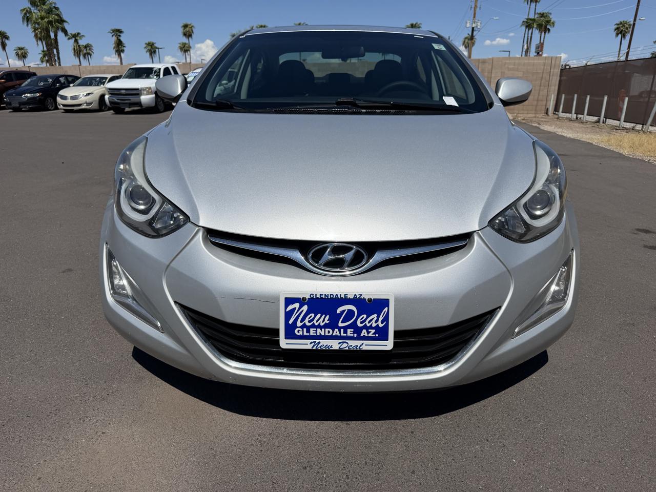 Hyundai Elantra SE 6AT 2015