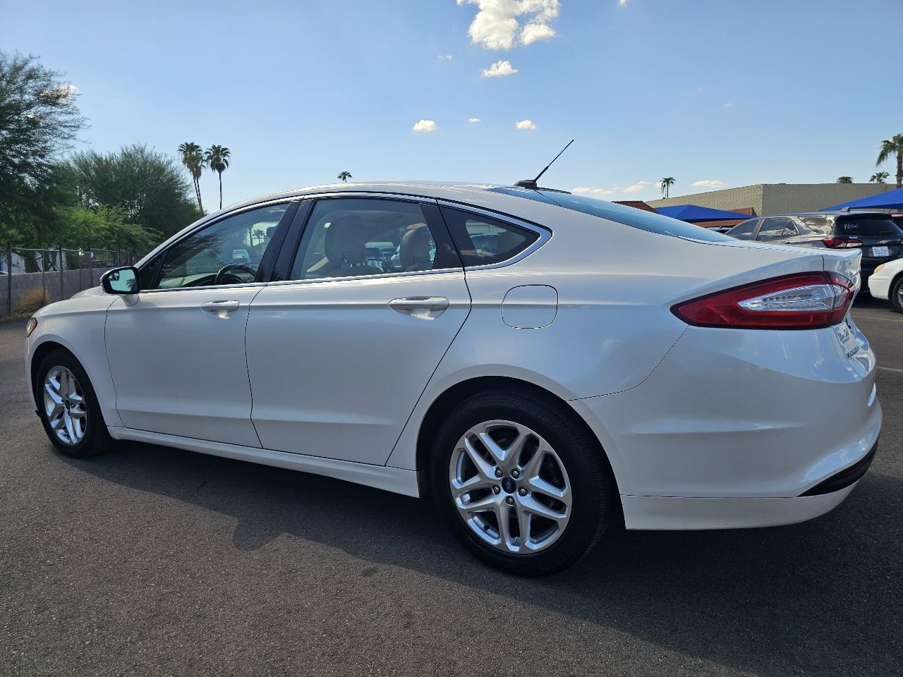Ford Fusion SE 2013