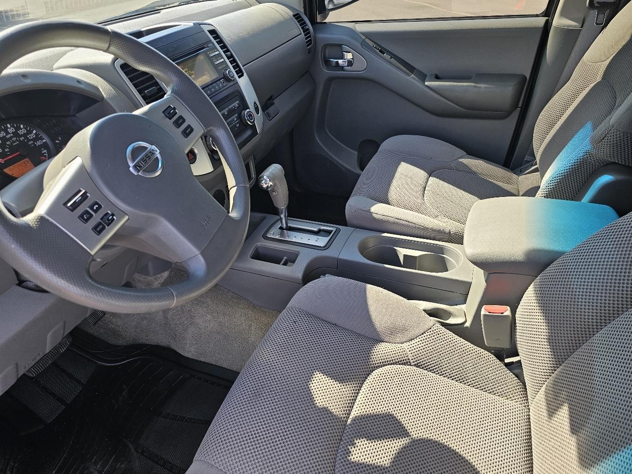 Nissan Frontier S Crew Cab 2WD 2013