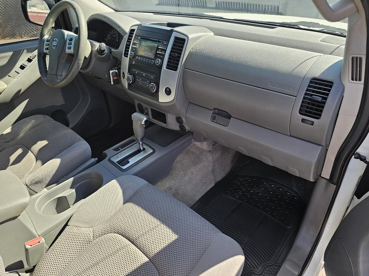 Nissan Frontier S Crew Cab 2WD 2013