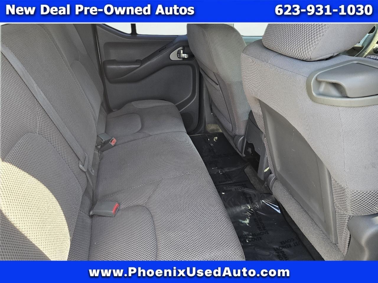 Nissan Frontier S Crew Cab 2WD 2013