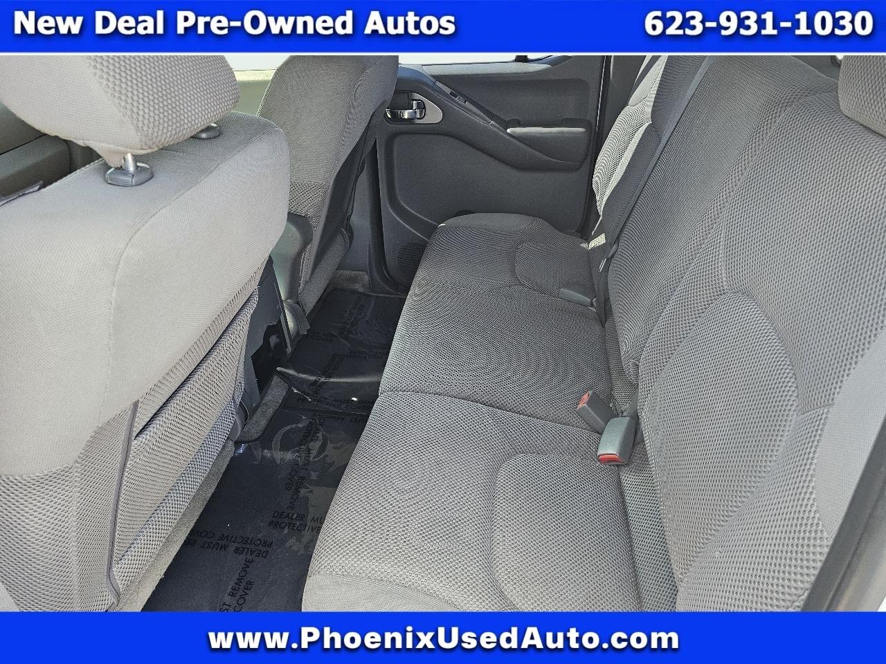 Nissan Frontier S Crew Cab 2WD 2013