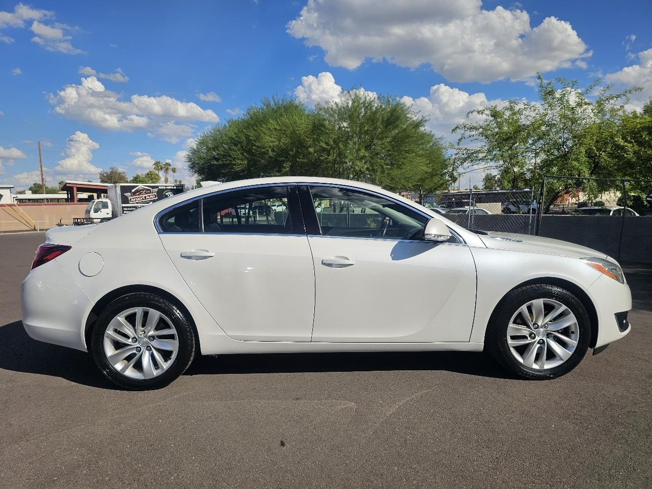Buick Regal Turbo FWD 2016