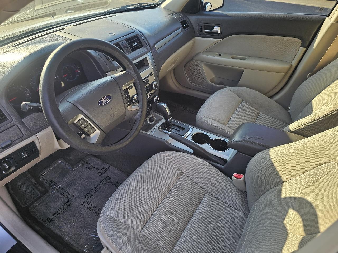 Ford Fusion SE 2010