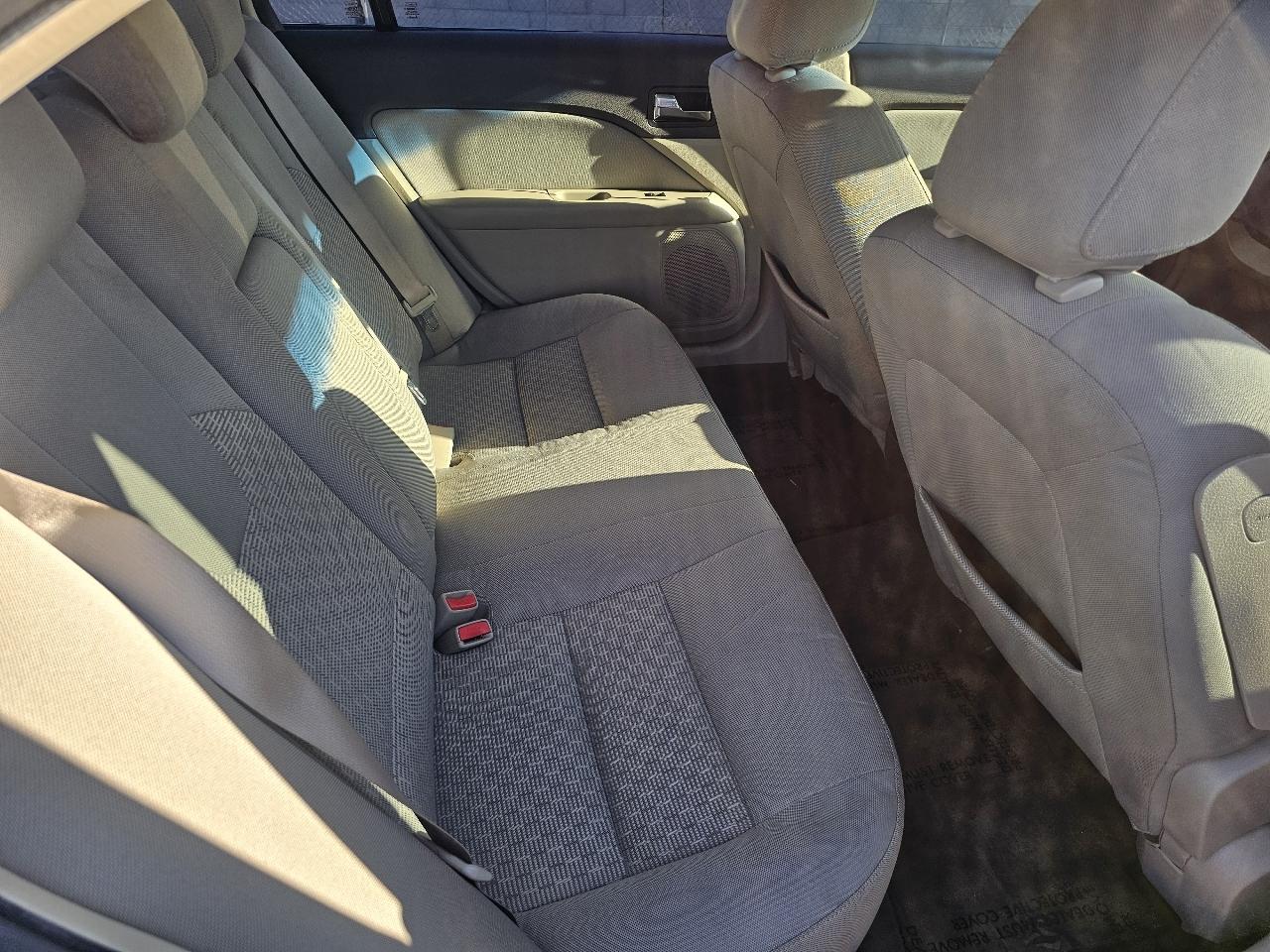 Ford Fusion SE 2010