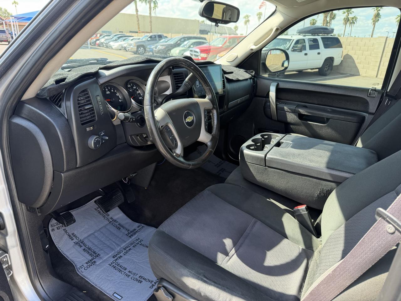Chevrolet Silverado 1500 2WD Crew Cab 147" LT 2011