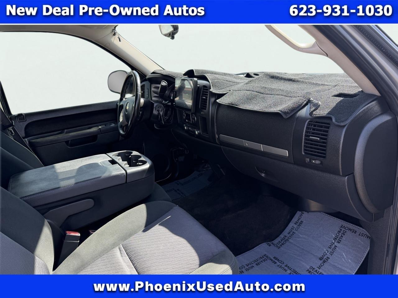 Chevrolet Silverado 1500 2WD Crew Cab 147" LT 2011