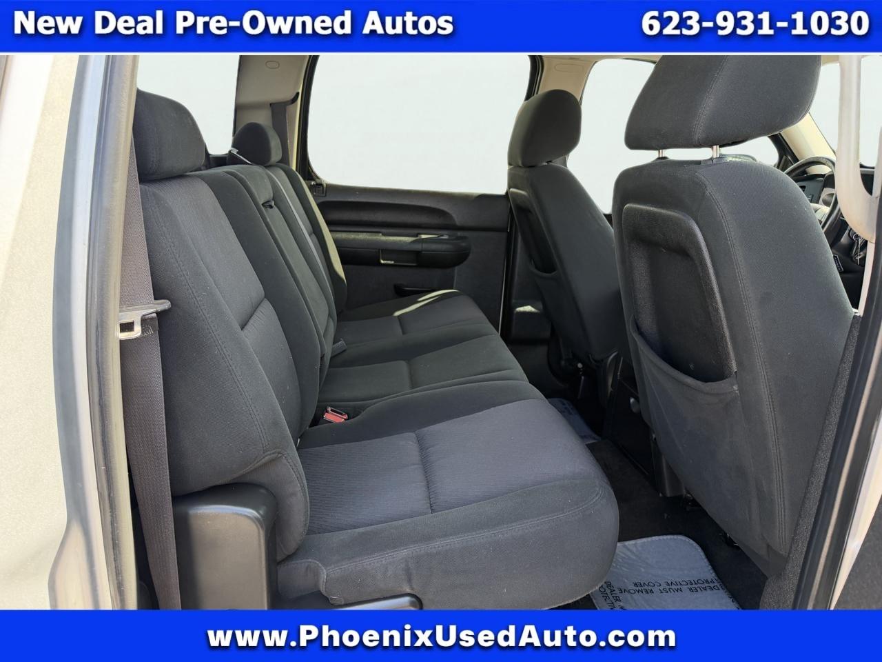 Chevrolet Silverado 1500 2WD Crew Cab 147" LT 2011