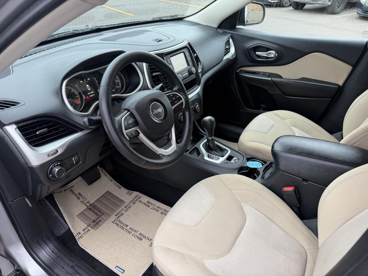 Jeep Cherokee Sport FWD 2015
