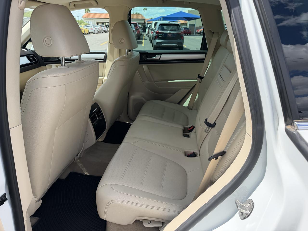 Volkswagen Touareg VR6 Lux 2014