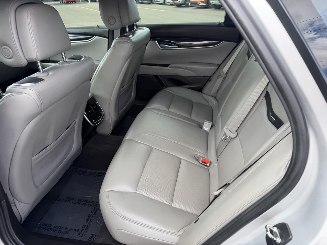 Cadillac XTS Premium 2013