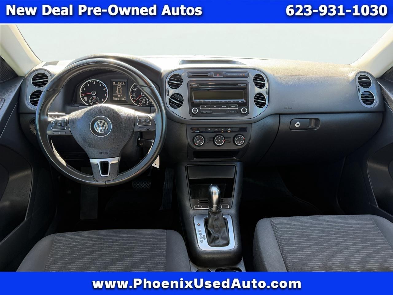 Volkswagen Tiguan S 2014