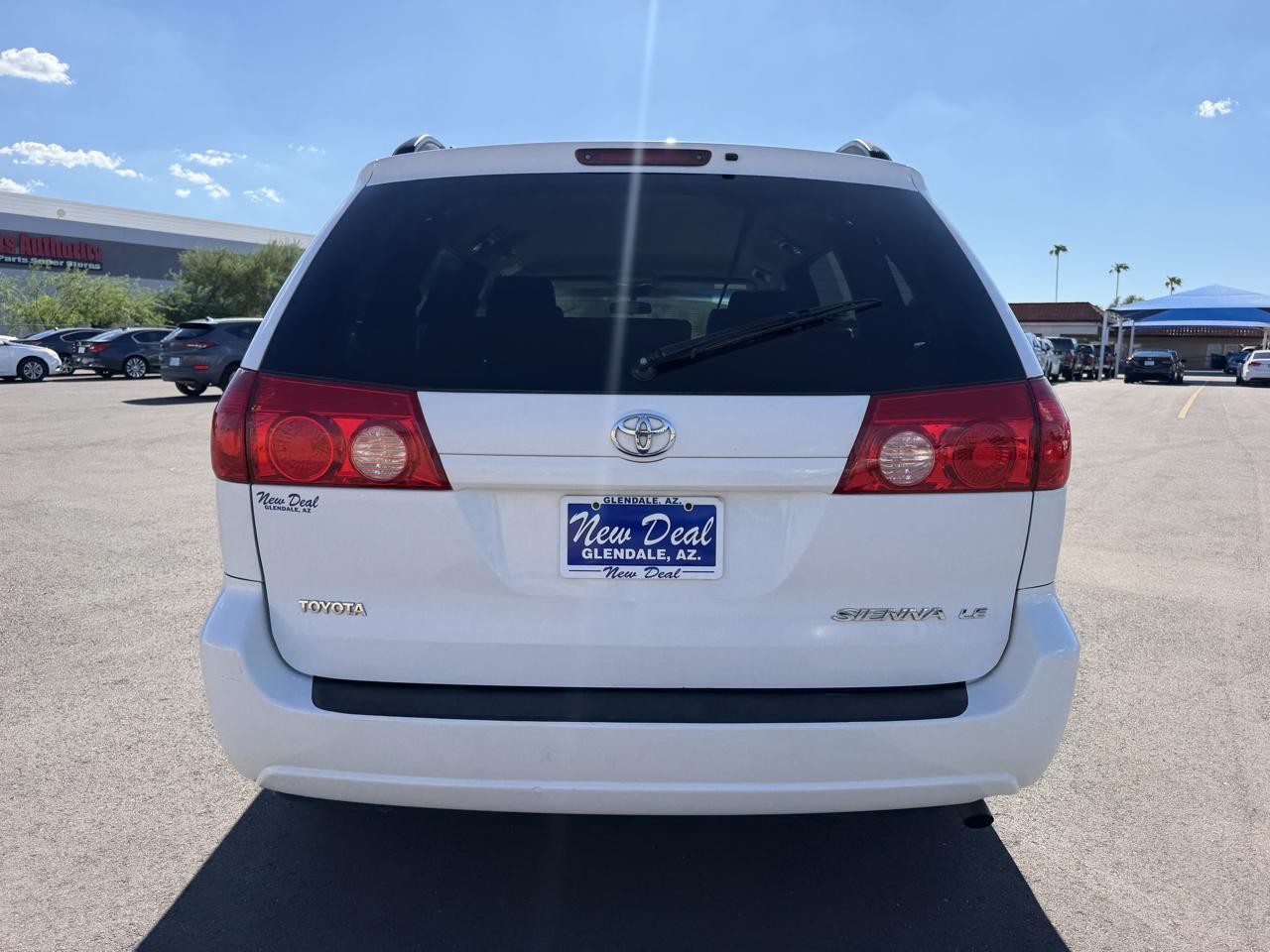 Toyota Sienna LE FWD 8-Passenger Seating 2008
