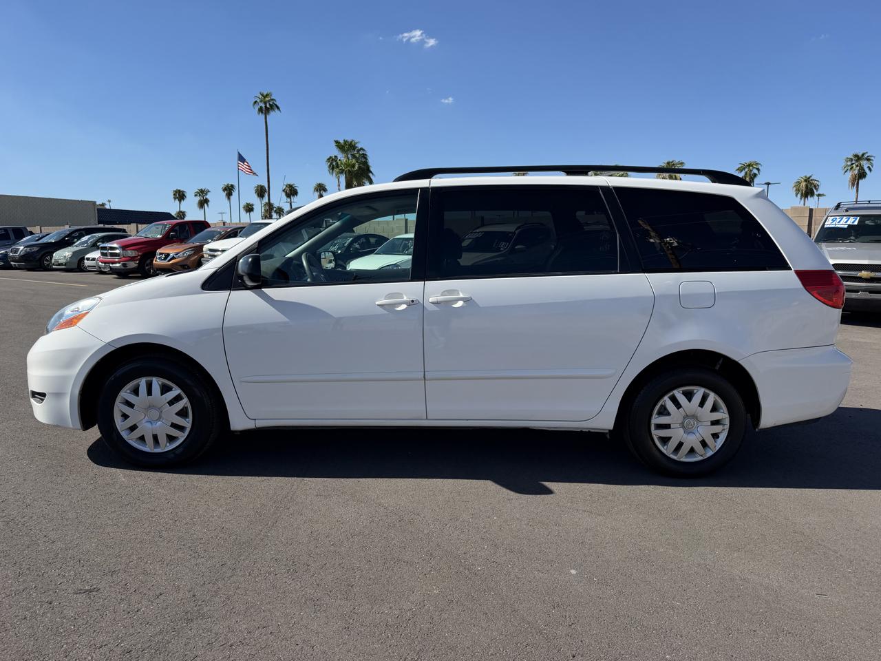 Toyota Sienna LE FWD 8-Passenger Seating 2008
