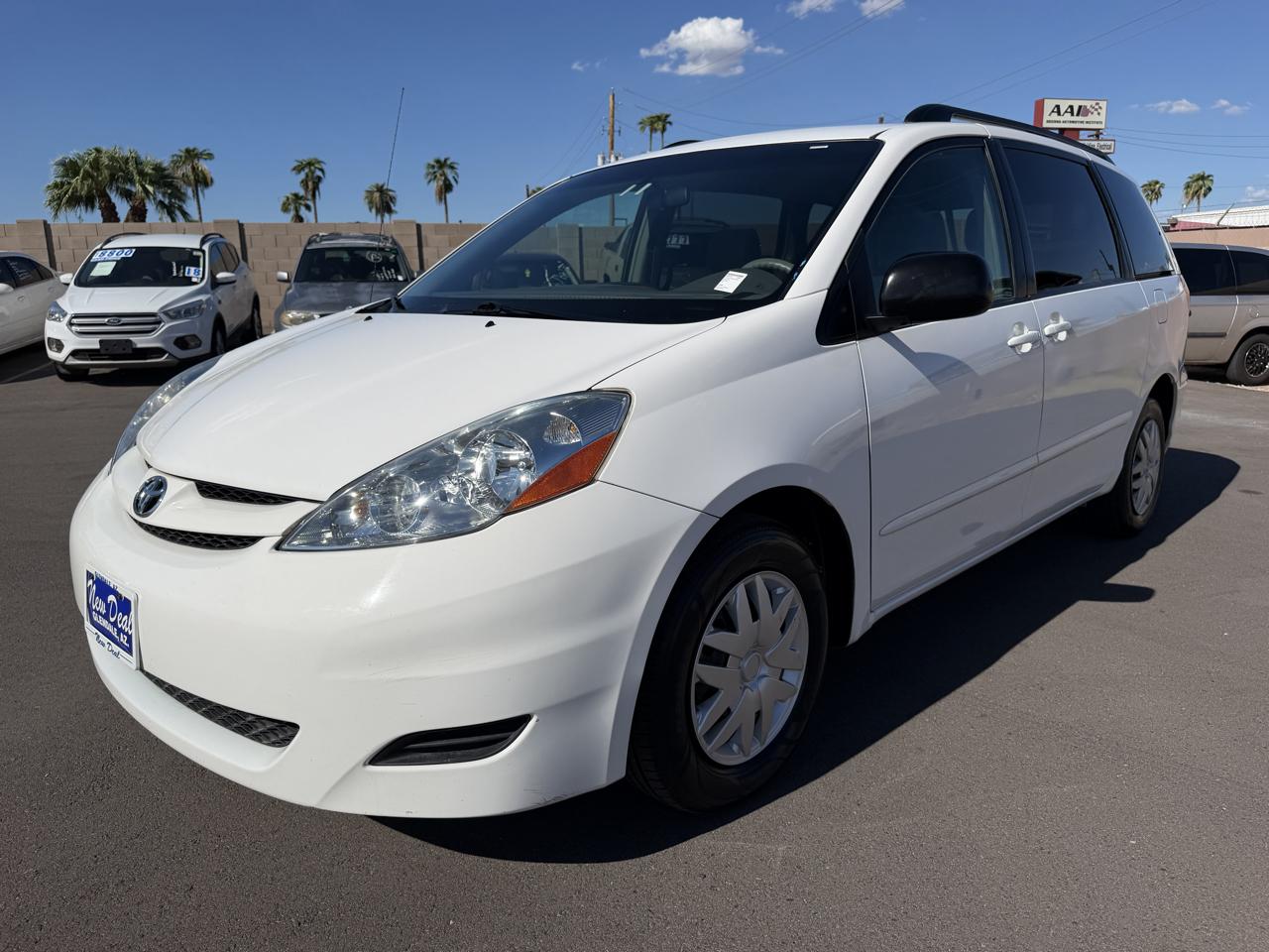 Toyota Sienna LE FWD 8-Passenger Seating 2008