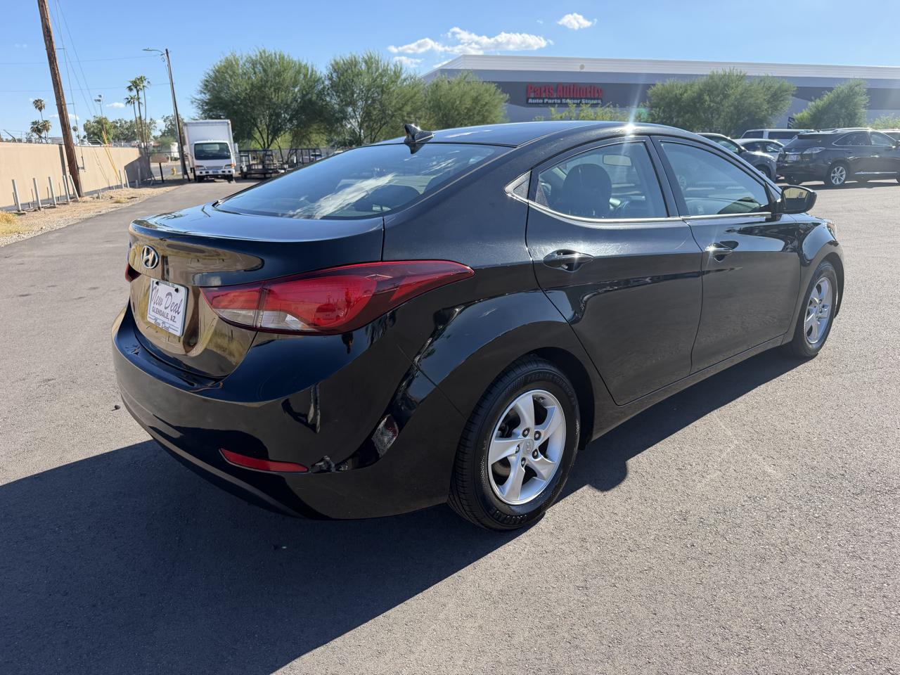 Hyundai Elantra SE 6AT 2015
