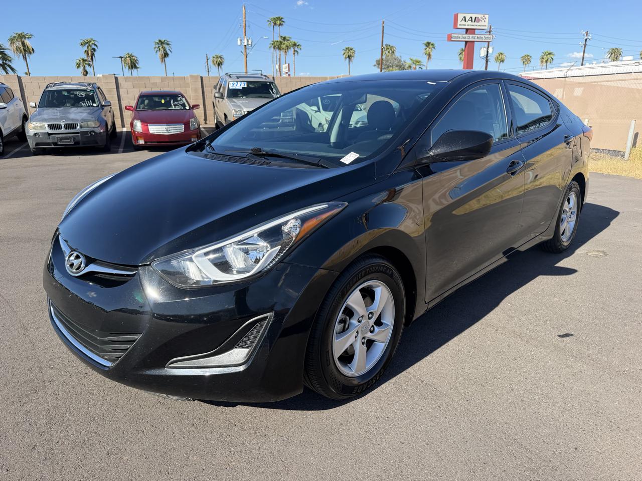 Hyundai Elantra SE 6AT 2015