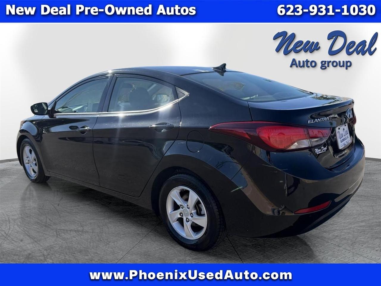 Hyundai Elantra SE 6AT 2015