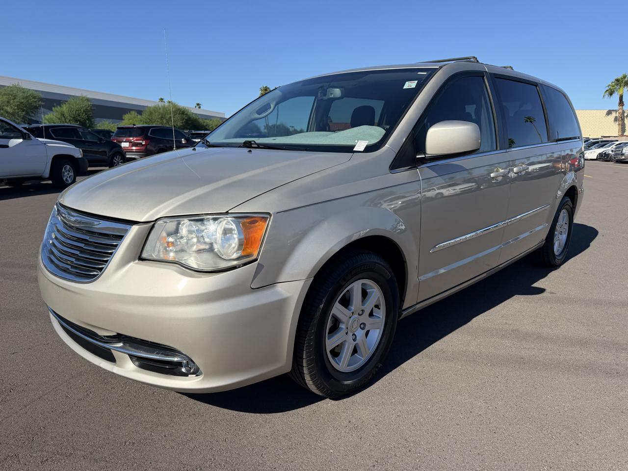 Chrysler Town & Country Touring 2012