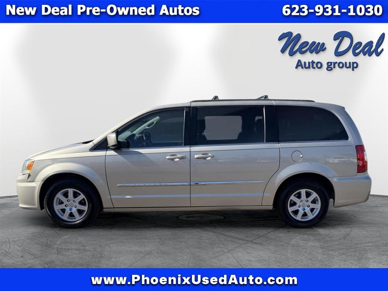 Chrysler Town & Country Touring 2012