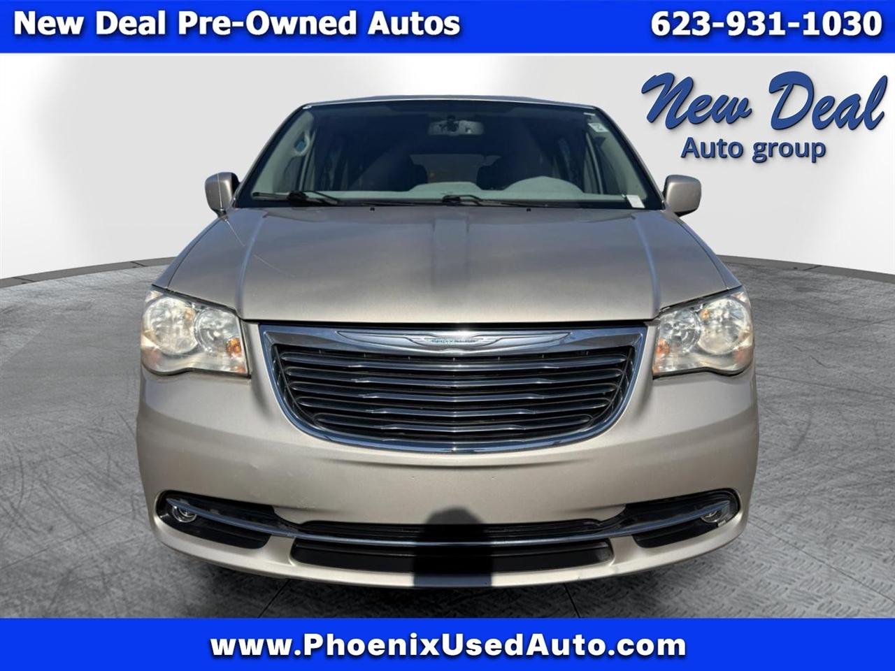 Chrysler Town & Country Touring 2012