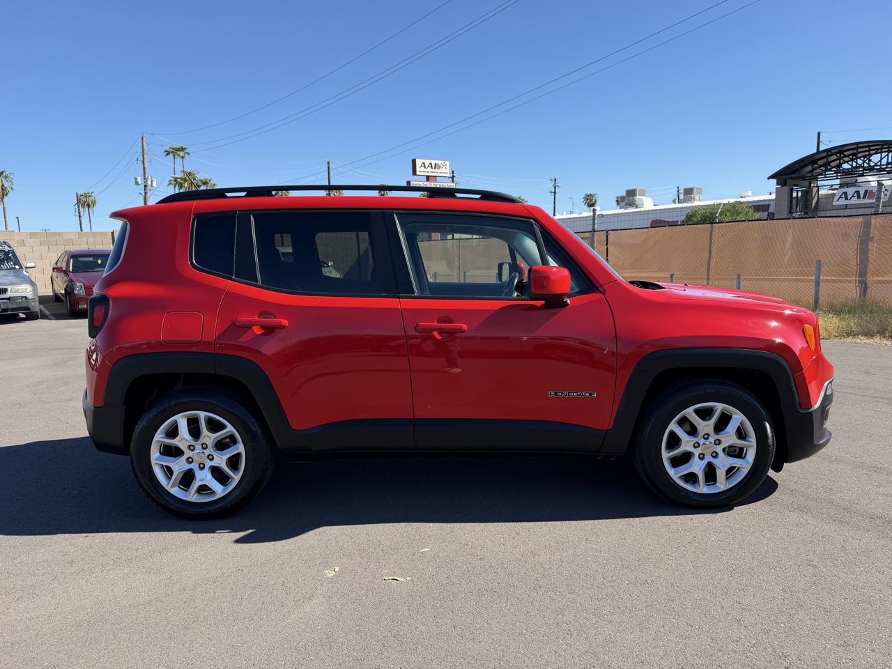 Jeep Renegade Latitude FWD 2017