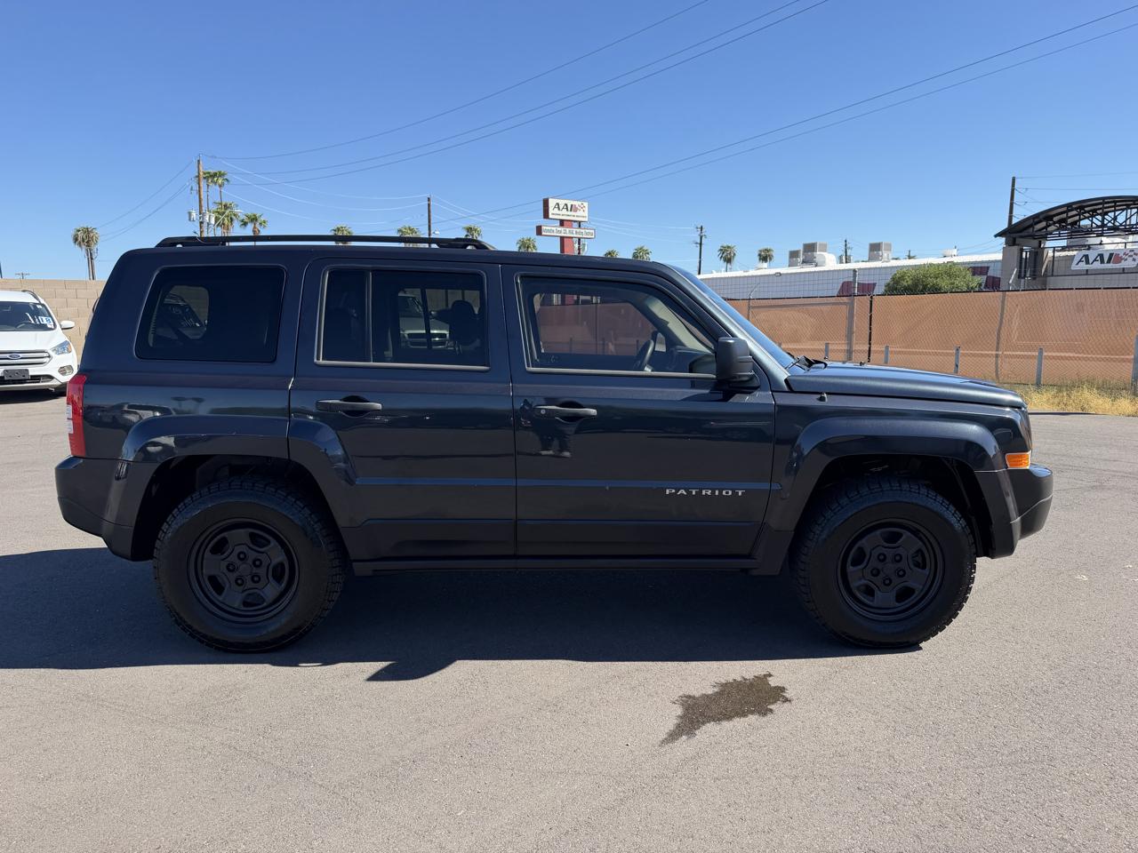 Jeep Patriot Sport 2WD 2014