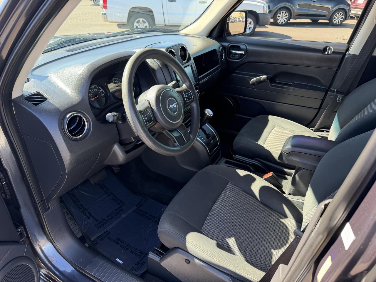 Jeep Patriot Sport 2WD 2014