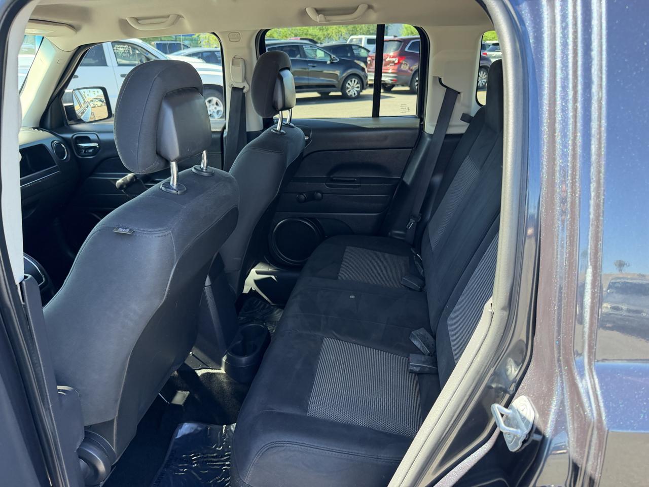 Jeep Patriot Sport 2WD 2014