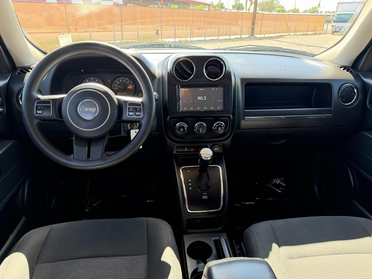 Jeep Patriot Sport 2WD 2014