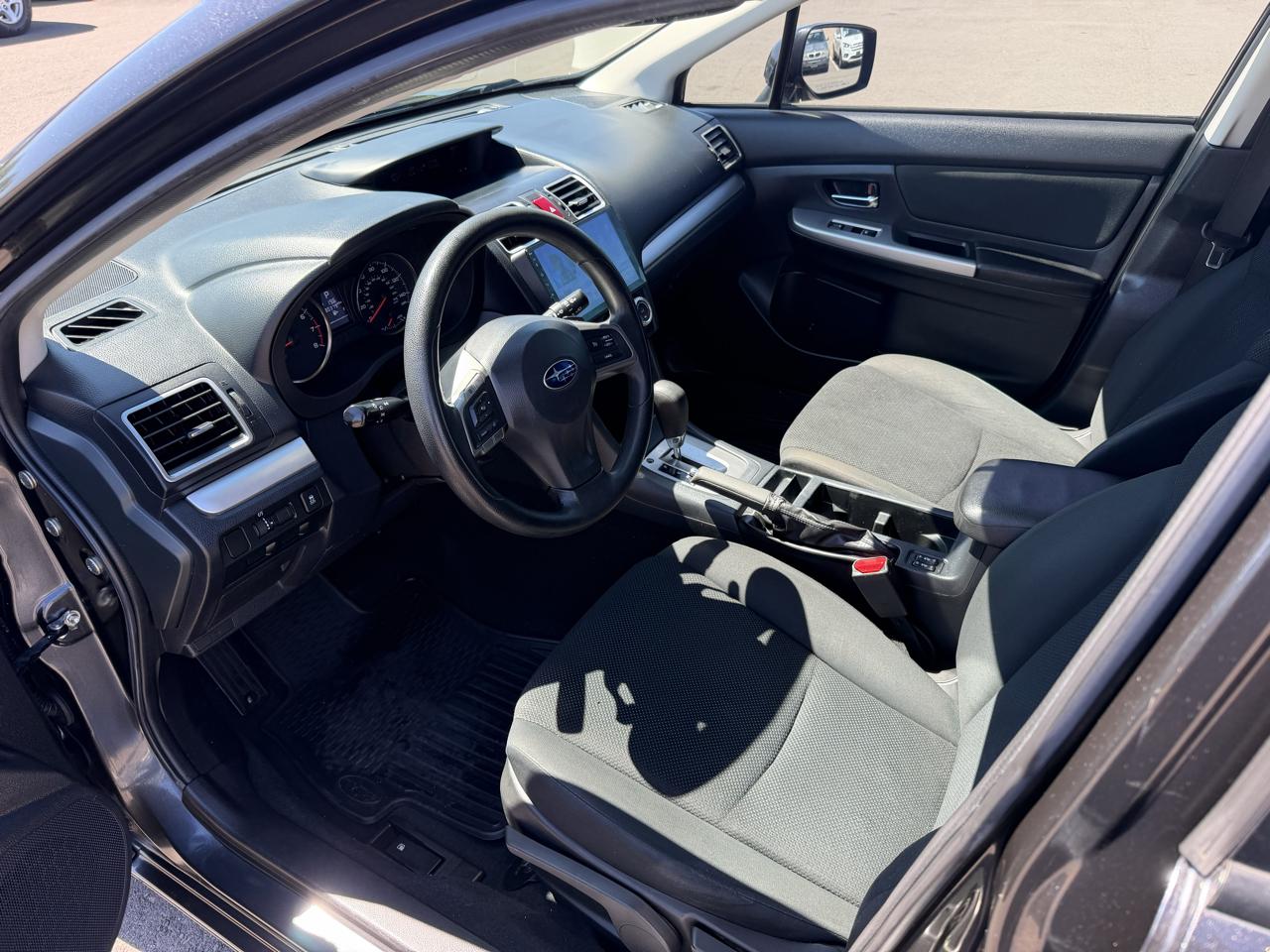 Subaru Impreza 2.0i Premium PZEV 5-Door 2016