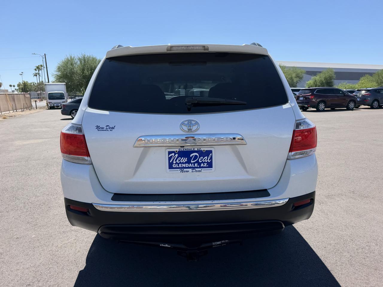 Toyota Highlander Base 2WD V6 2013